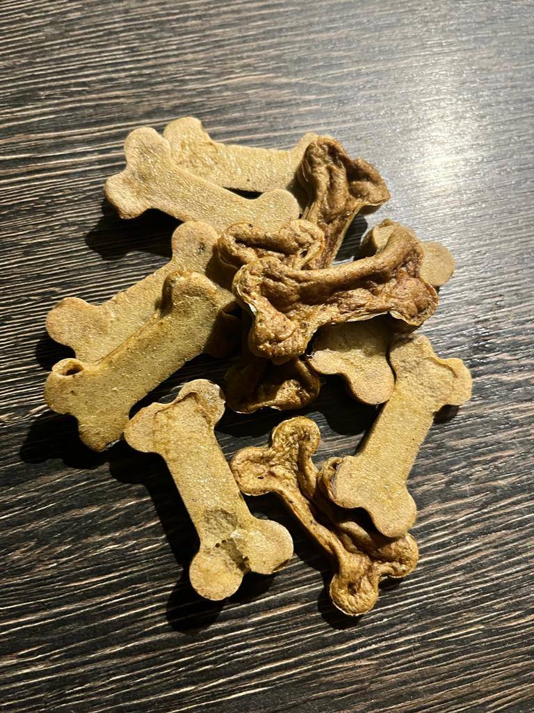 Wildfang - Wildfang - Kit de pâtisserie - avec 2 boîtes de pâtée pur bœuf - pour préparer des biscuits pour chiens - Image 10