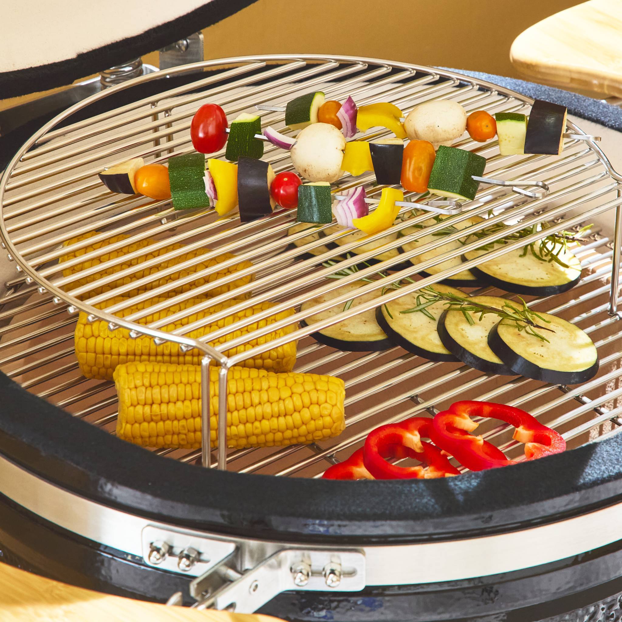 sweeek - Barbecue charbon en céramique. Kamado Ø54.5cm. avec chariot. garde au chaud. récupérateur de cendre et housse. tablettes rétractables | sweeek - Image 7