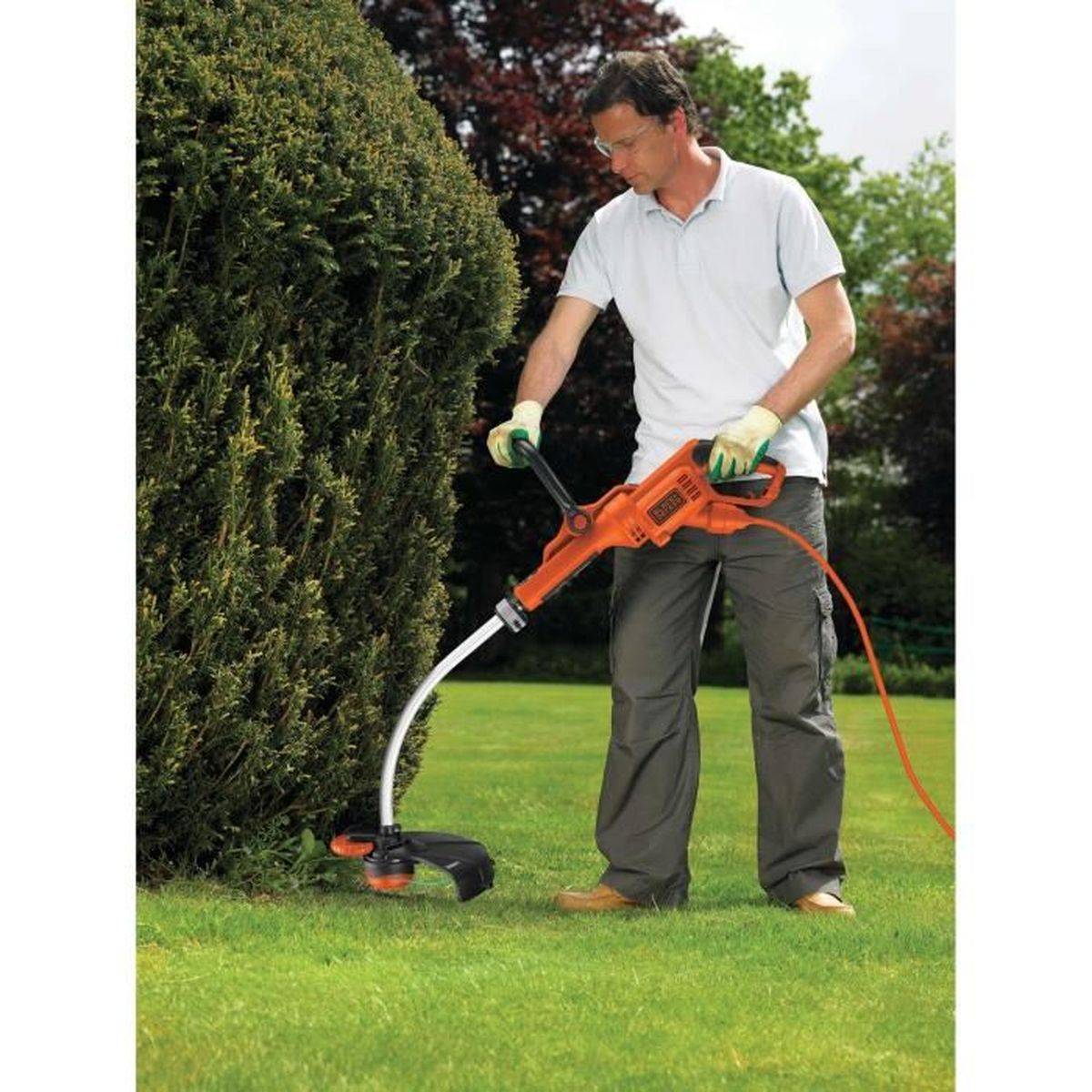 Black & Decker - Coupe-bordures filaire 700 W 33 cm, tête pivotante 180°, manche télescopique et poignée 5 positions - BLACK + DECKER - Image 2