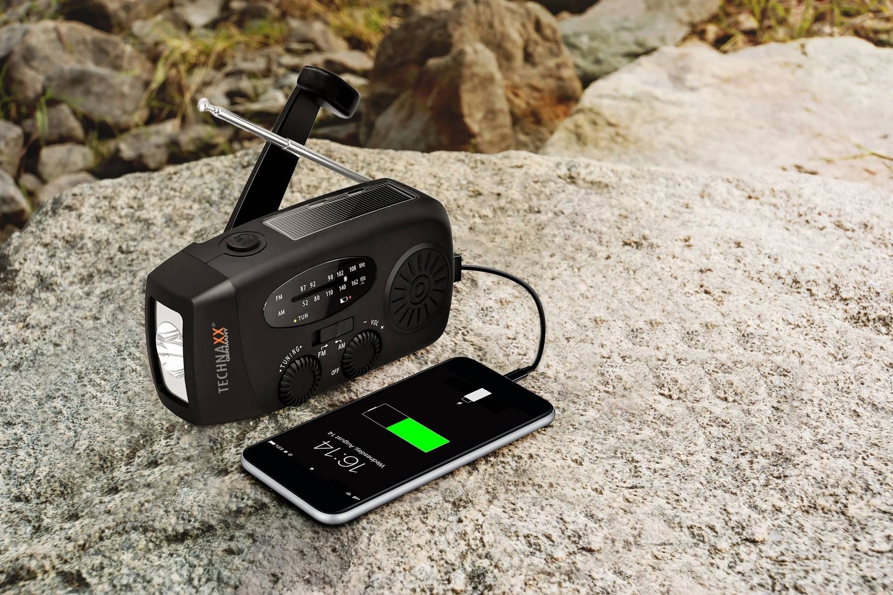 TECHNAXX -  RADIO ET LAMPE SOLAIRE + MANIVELLE - Image 6