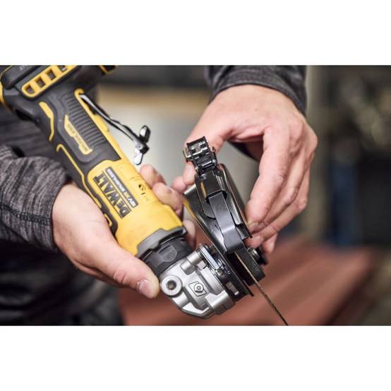 Meuleuse compacte 125 mm XR 18V Brushless - DEVALT - Sans batterie, ni charger coffret TSTAK - DCG404NT-XJ - Image 4