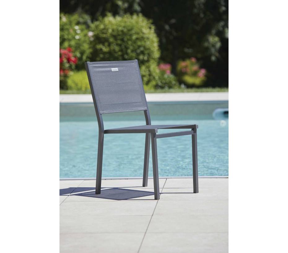 Ozalide - Ensemble table et chaises de jardin 8 places Chêne doré et Nuit TIMOREUR - Image 3