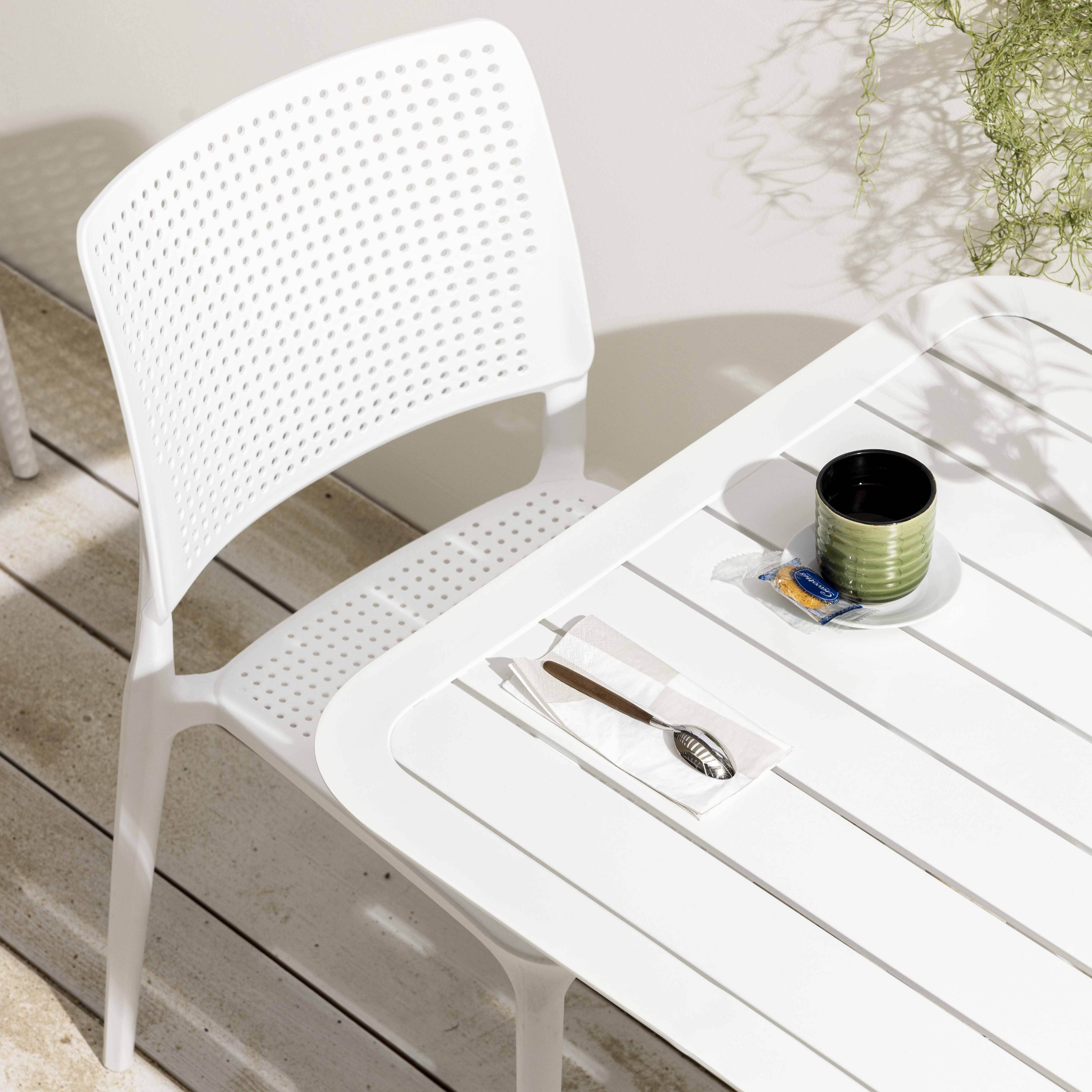Oviala - Lot de 4 chaises de terrasse blanches en plastique Riga - Oviala - Image 4