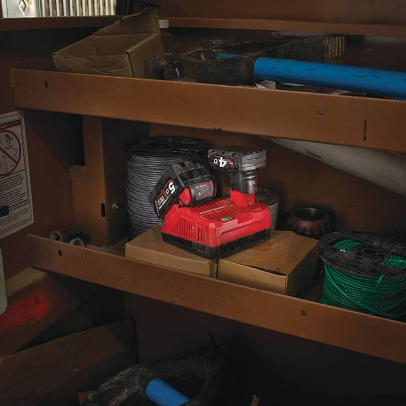 Chargeur rapide pour batterie M12-18 FC - MILWAUKEE - 4932451079 - Image 4