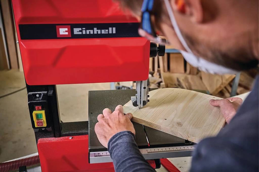 Einhell - Scie à ruban stationnaire – TC-SB 245 L – 400 W – Table inclinable – Hauteur de coupe jusqu’à 101 mm – Éclairage LED – Lame 1712 mm Einhell - Image 2
