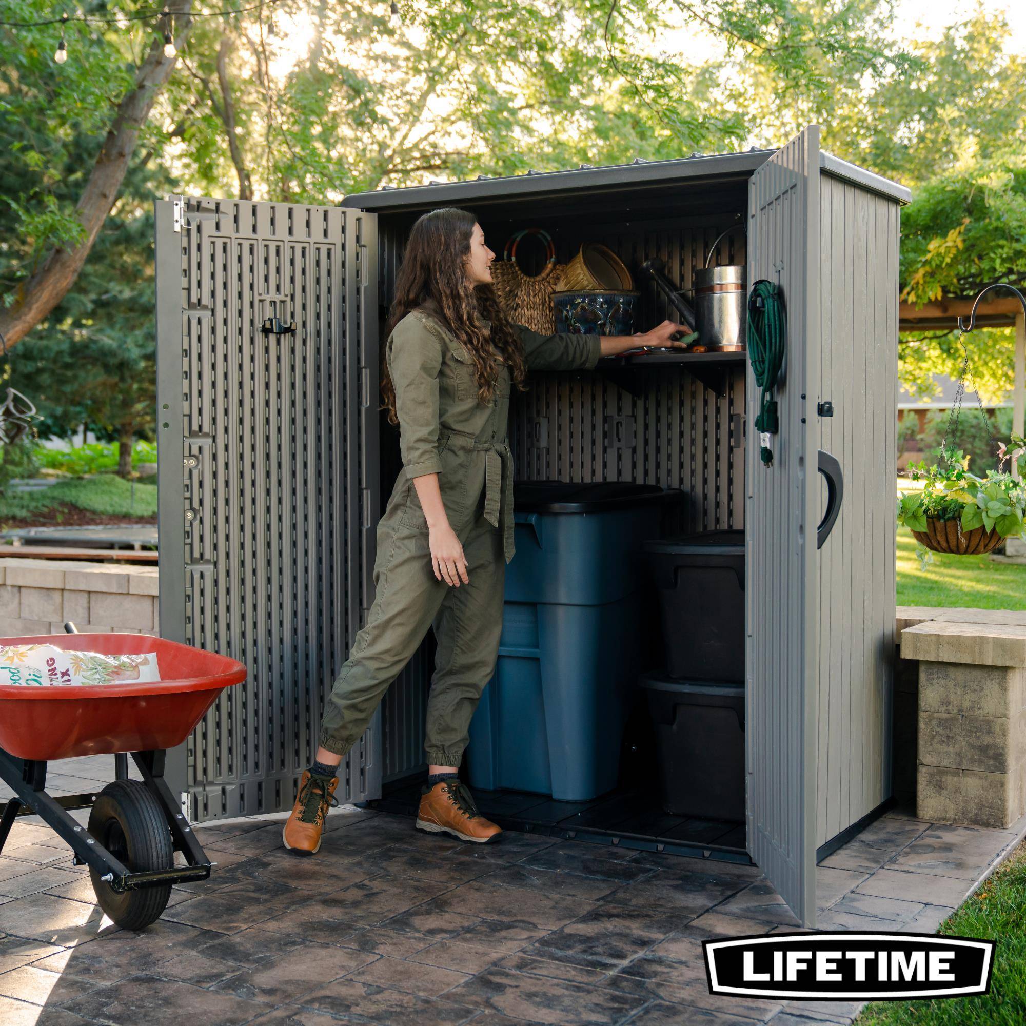 Lifetime - Armoire verticale d'exterieur resine 2060L/2m3 LIFETIME #60375U - Image 6