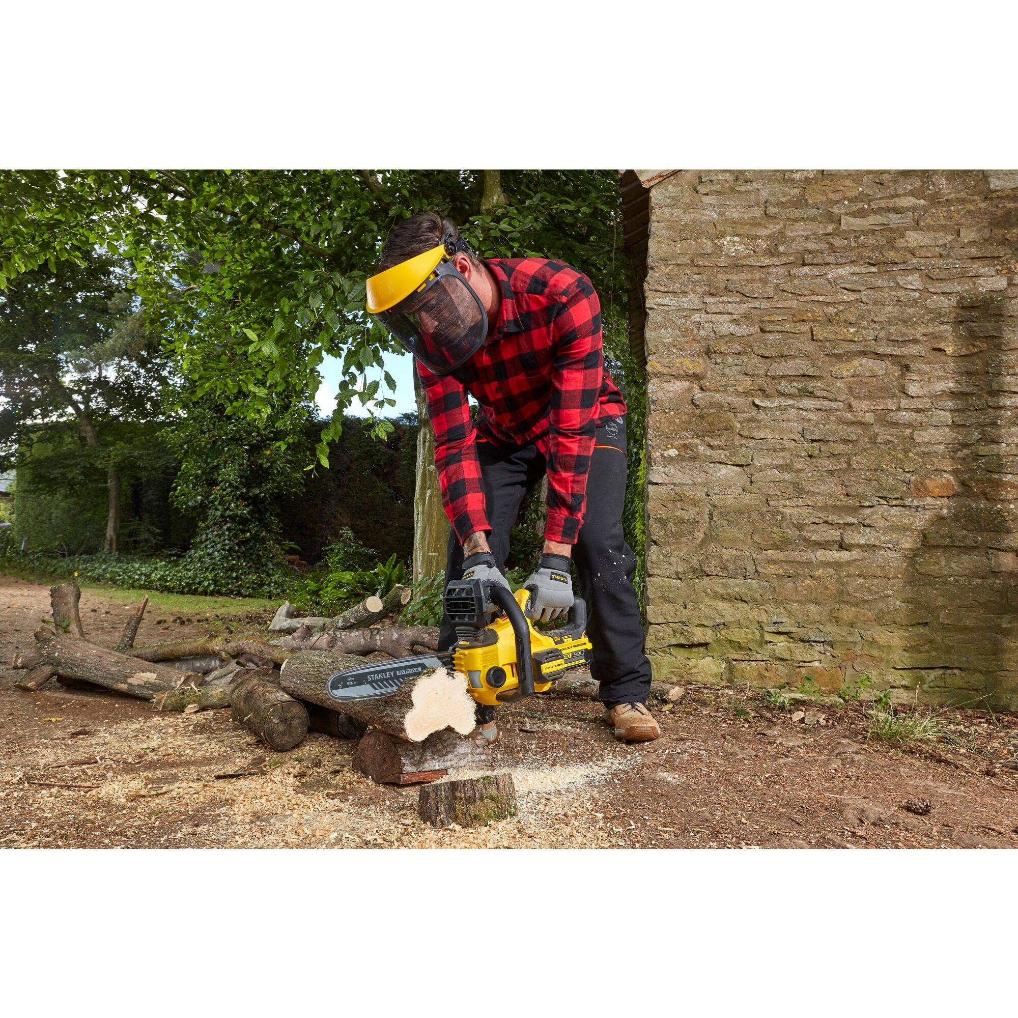 stanley - Tronçonneuse 30 cm 18V STANLEY FATMAX V20 SFMCCS630M1-QW - 1 Batterie 4Ah + Chargeur - Image 4