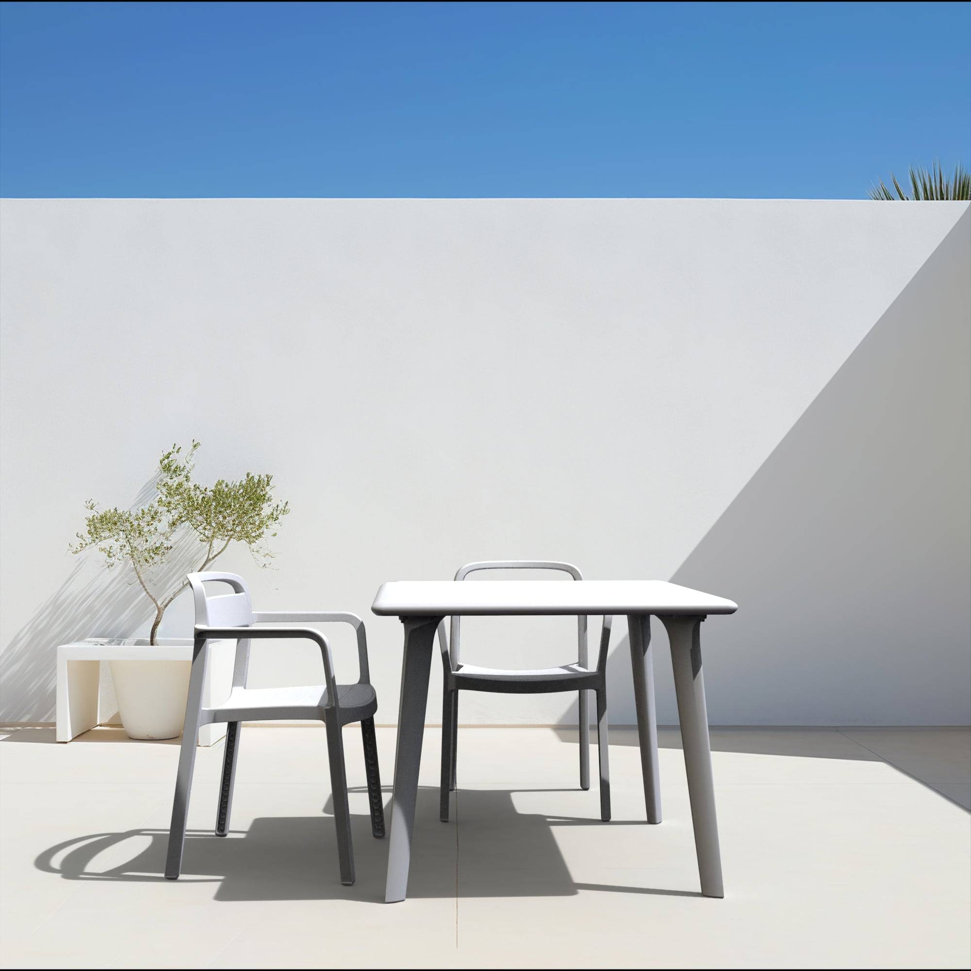Table carrée extérieur 90x90 sable DESSA Resol - Image 9