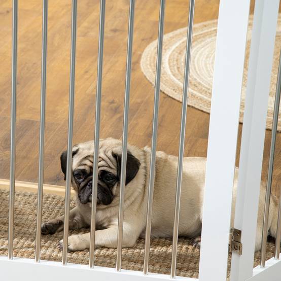 Barrière de sécurité pour chien pour escaliers et portes, pliable avec pieds de support, 154 x 30 x 80 cm, blanche - Image 10