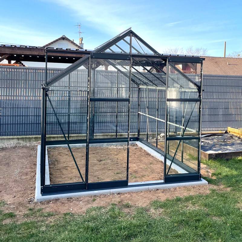 Serre de jardin 7,42 m² en aluminium et verre trempé 4mm anthracite avec embase Green Protect Prima - Image 3