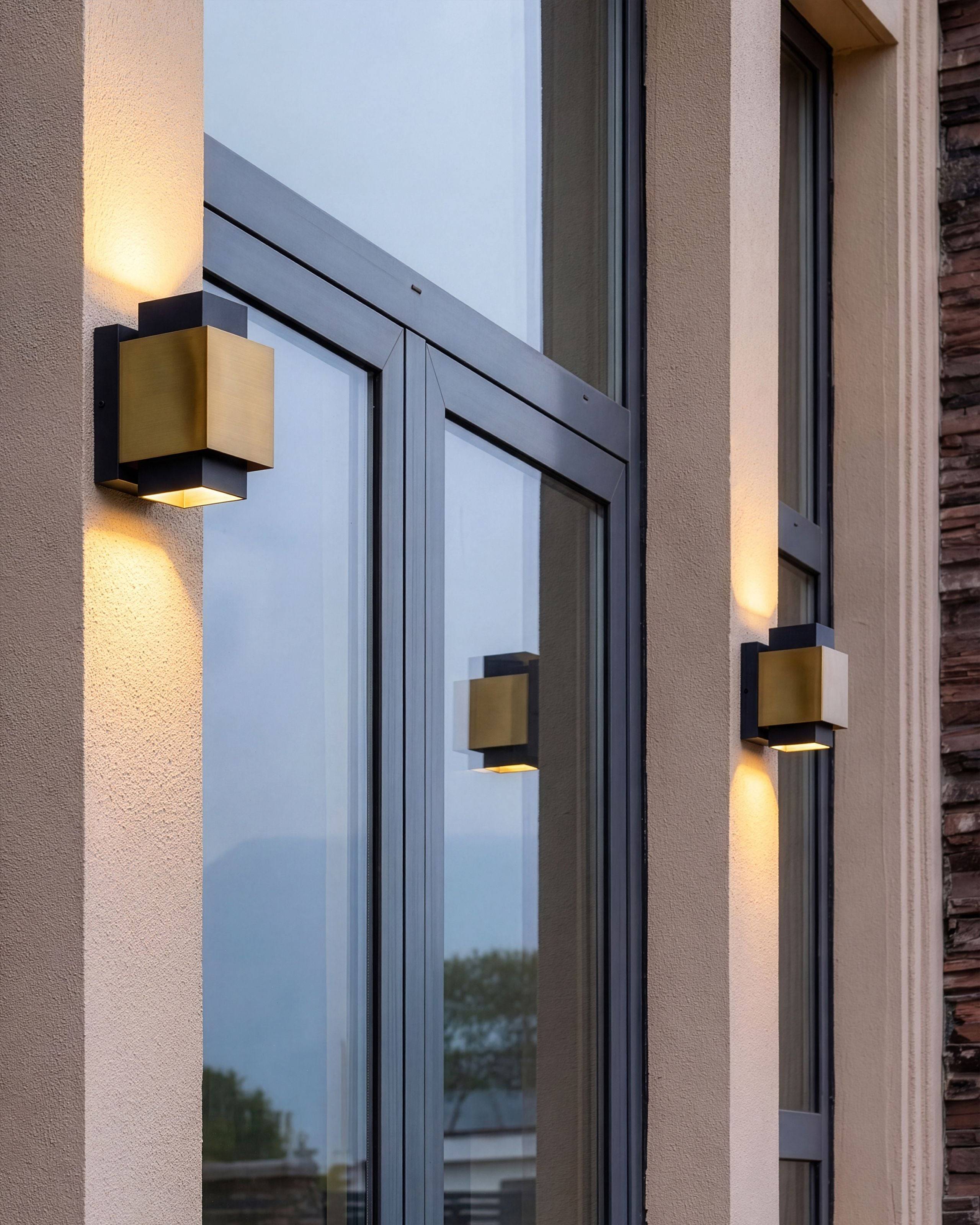 Beliani - Lampe murale pour l'extérieur Aluminium Laiton TIMOK - 12x14x20- Beliani - Image 1