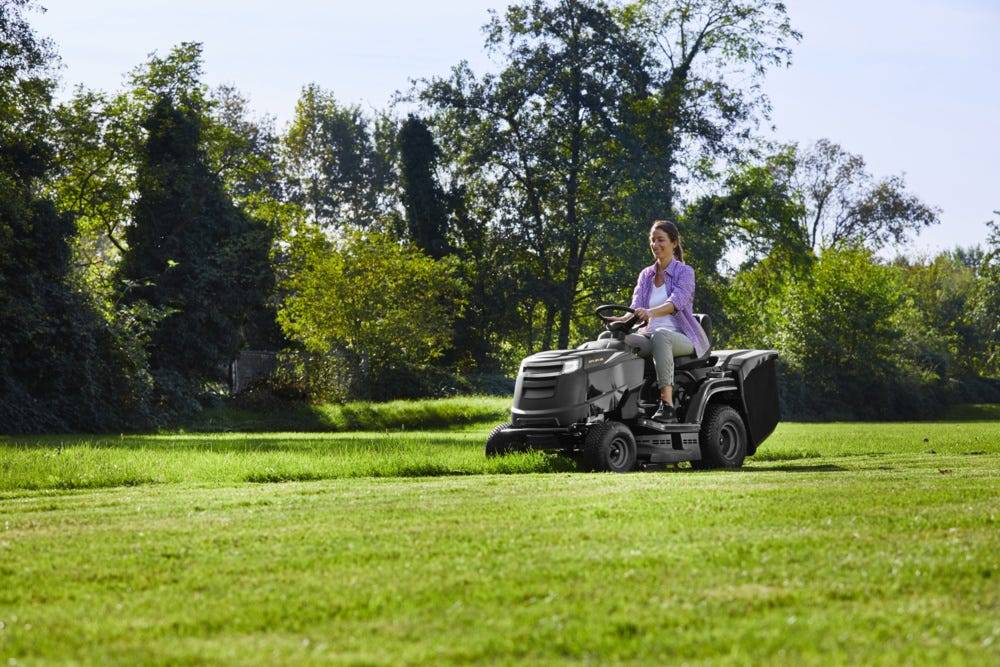 Alpina - Tracteur tondeuse thermique pour jardins jusqu'à 3000 m² - AT4 84 HA a - Alpina - Image 8