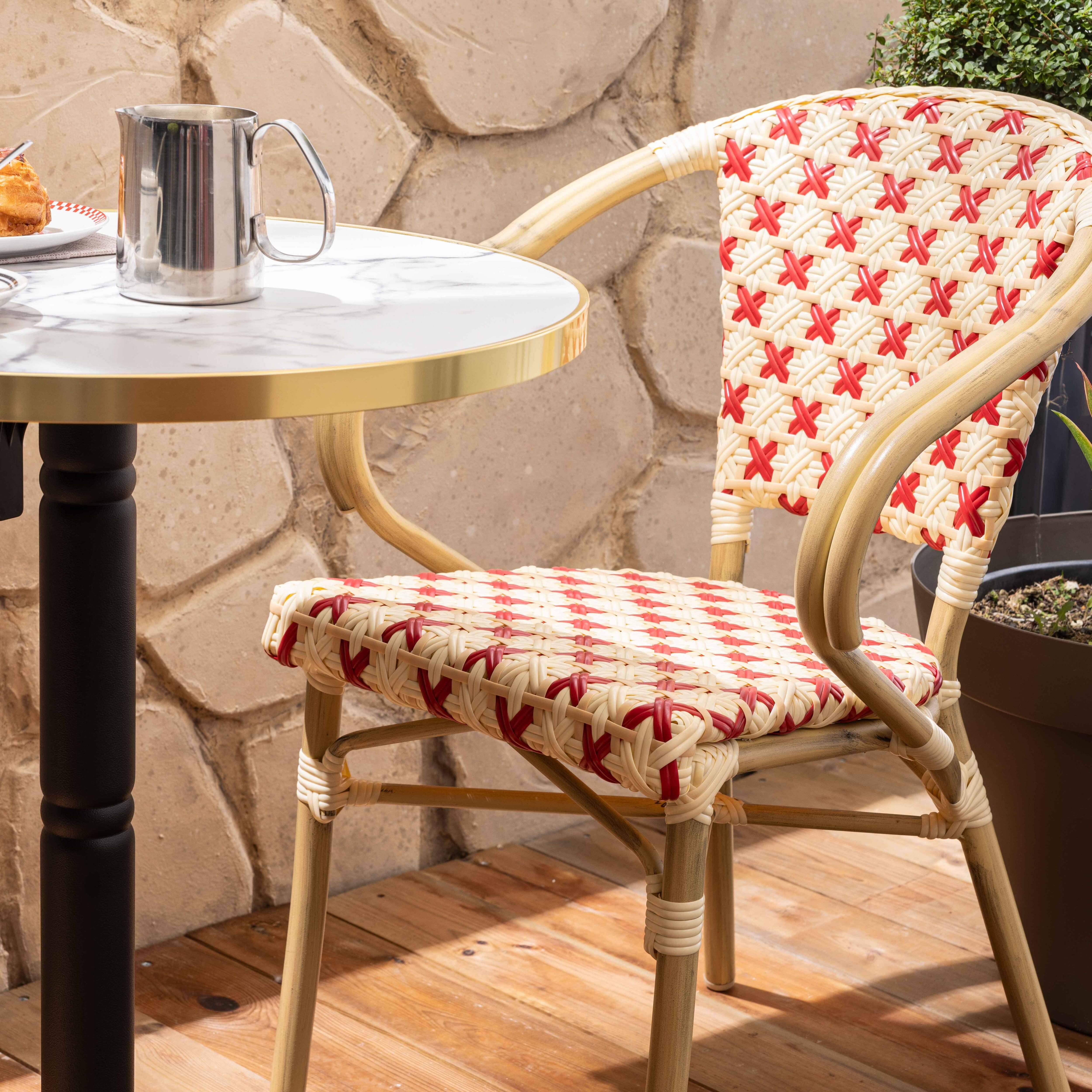 Oviala - Ensemble table de terrasse marbre blanc et 2 chaises rouge Montmartre - Oviala - Image 5