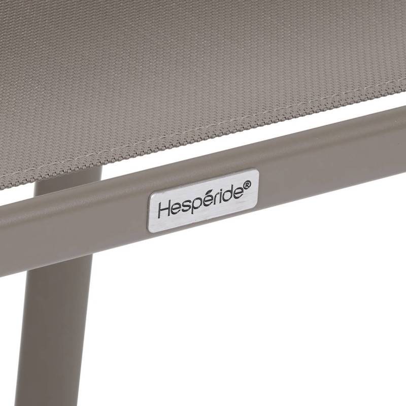 Hesperide - Fauteuil de jardin Piazza empilable noisette Hespéride - Image 7