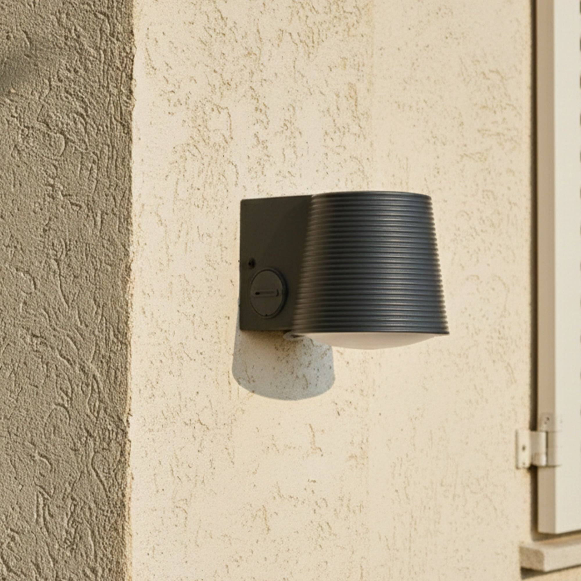 Lumisky - Applique murale solaire SOLINE gris sensor H11cm - Image 3