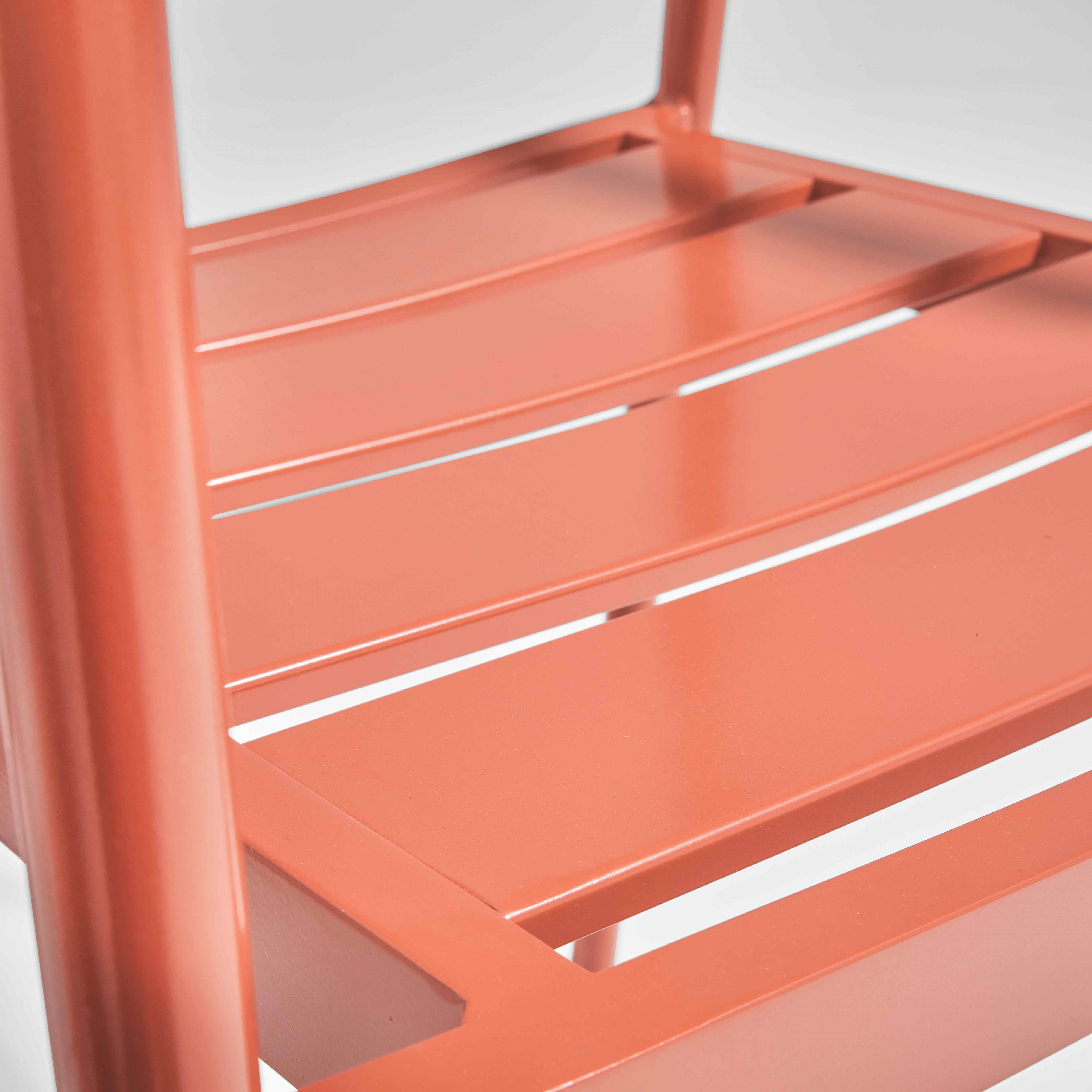 Oviala - Fauteuil de jardin en aluminium et bois terracotta
Leeds - Oviala - Image 4