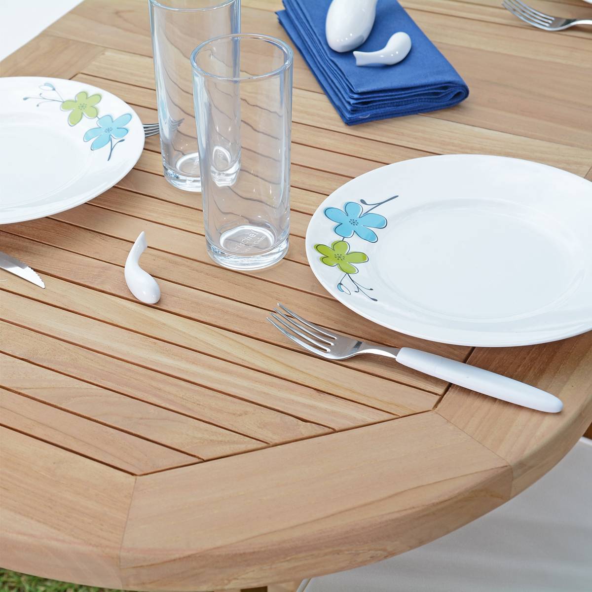 Table pliante ovale en teck massif Manoï pour balcon - TECK'Attitude - Image 5