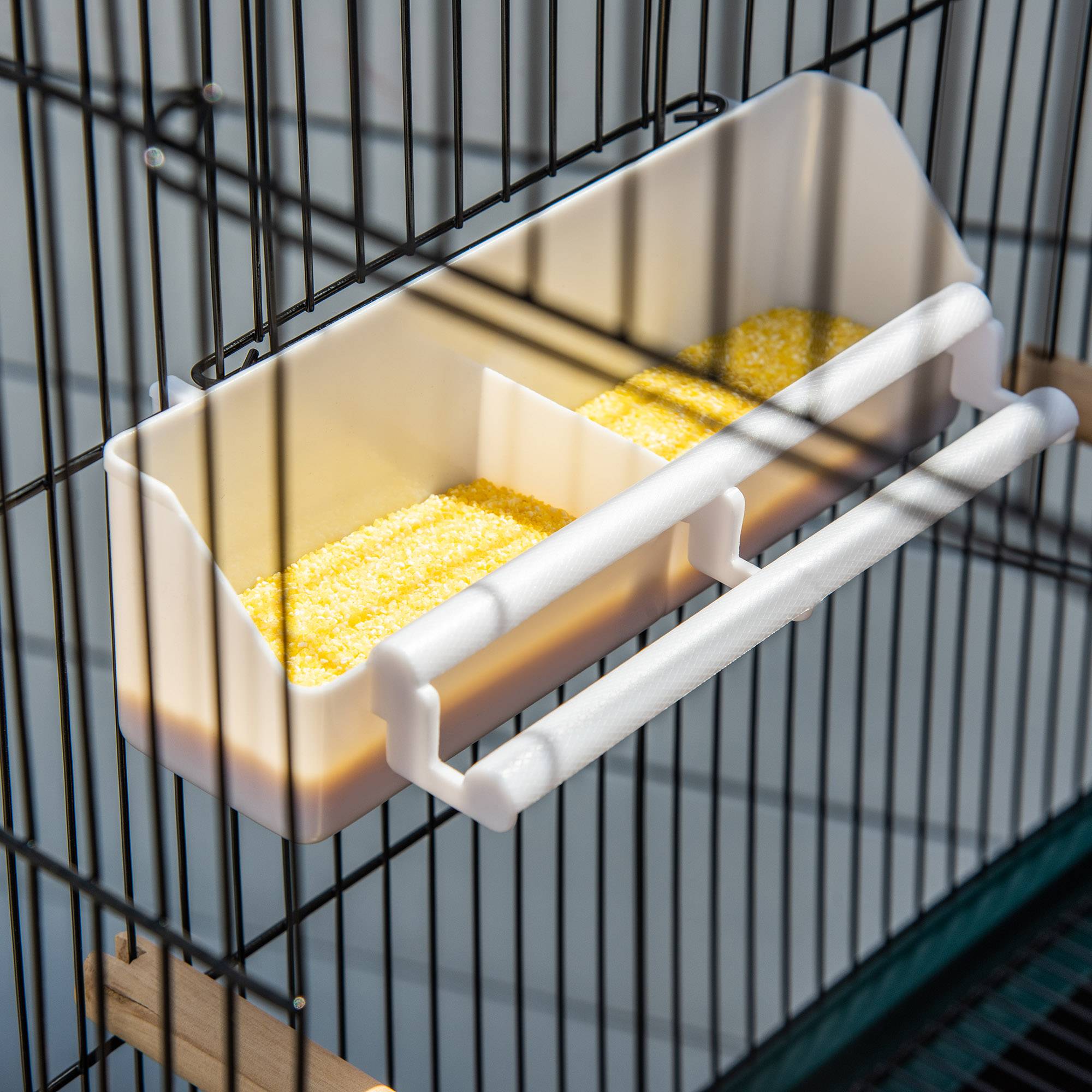 Grande Cage à Oiseaux sur pied double avec mangeoires perchoirs plateau amovible roulettes - Dim. 51,5L x 50l x 140H cm - Image 10
