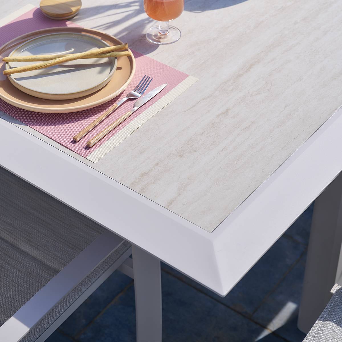 Hesperide - Table de jardin extensible "Allure" effet bois & avoine 12 places en aluminium  Hespéride - Image 6