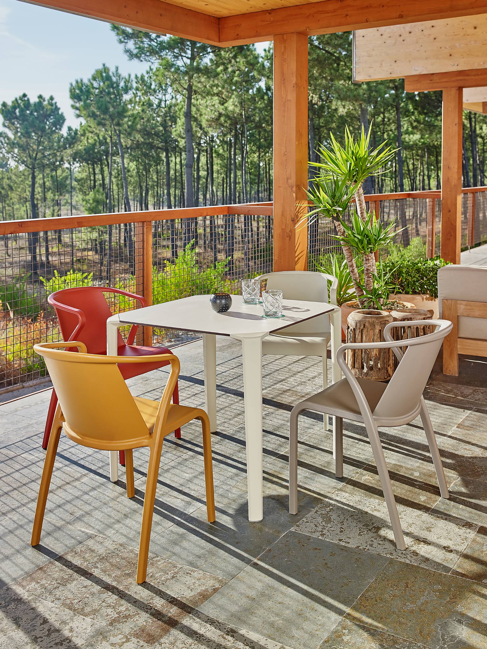 Fauteuil de jardin FADO en Polypropylène sable - EZPELETA - Image 2