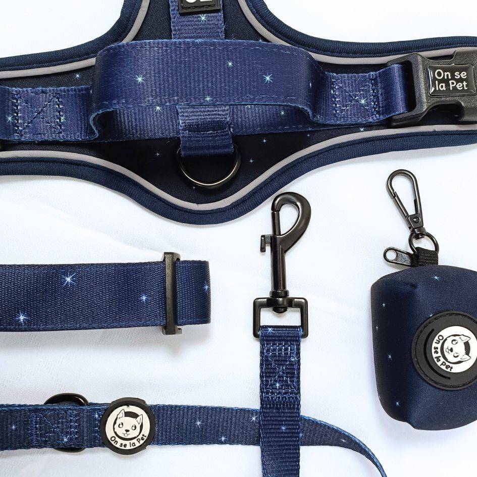 Distributeur de sacs à crottes (rouleau inclus) - Bleu Nuit – On se la Pet - Image 6