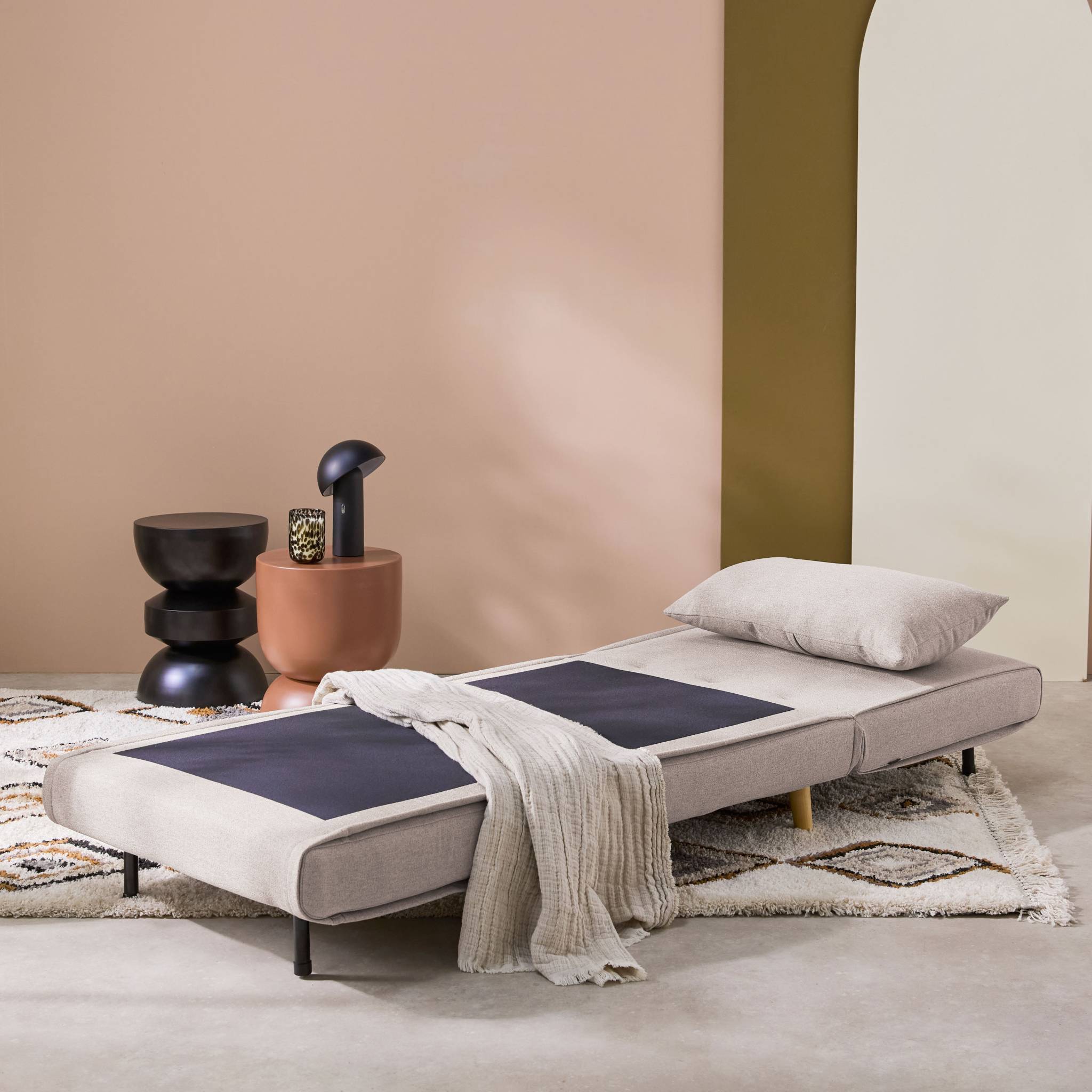 Chauffeuse convertible tissu piétement bois 1 place beige Guest | sweeek - Image 3