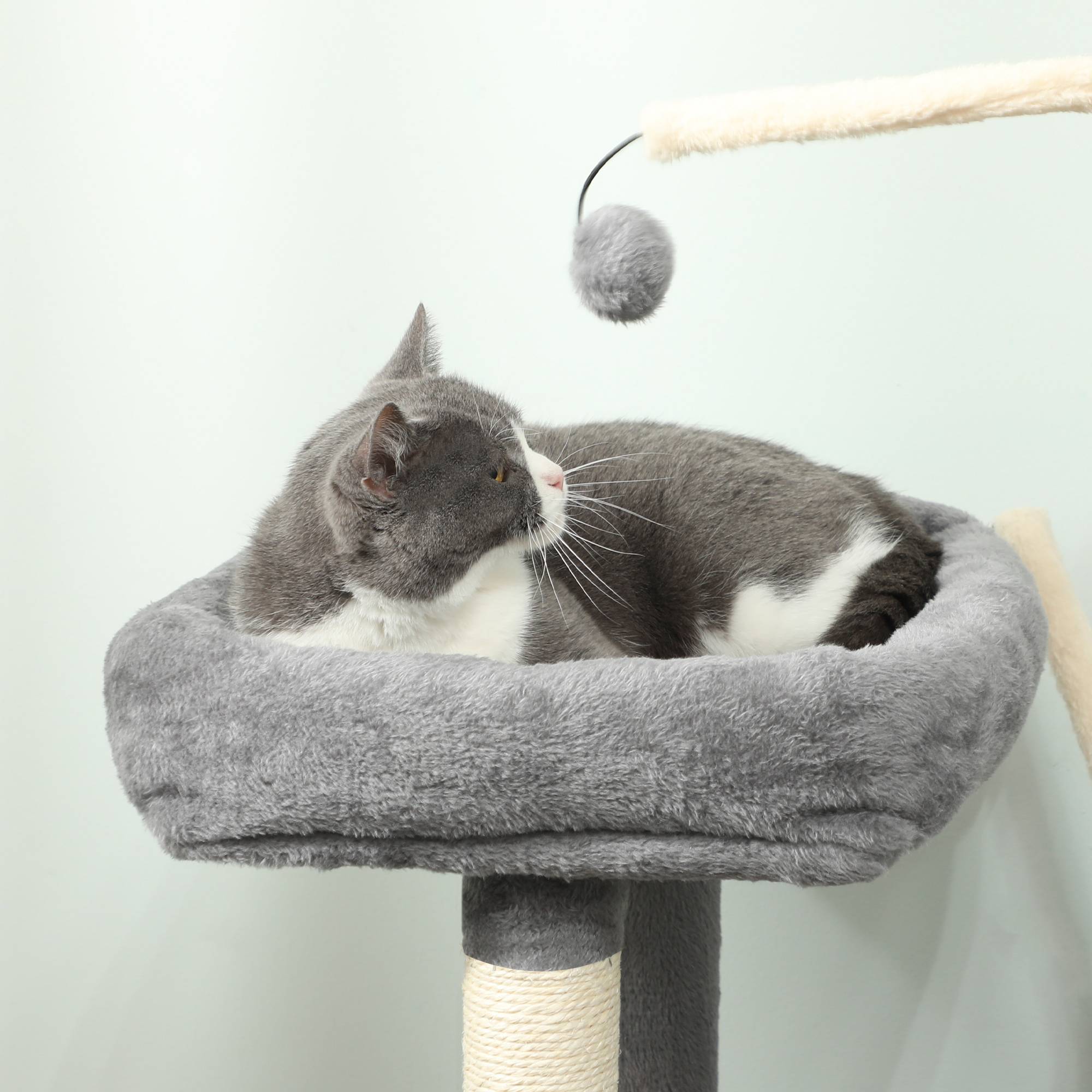Arbre à Chat avec Griffoirs Sisal Niche Hamac et Tapis Griffoir Tour de Jeu 103 cm Grise - ComfortXL Outdoor Living - Image 10