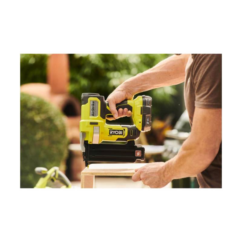 Ryobi - Pack RYOBI Cloueur d'assemblage air comprimé R18GN18-0 - 18V One+ - 1 batterie 2.0Ah - 1 chargeur rapide RC18120-120 - Image 6