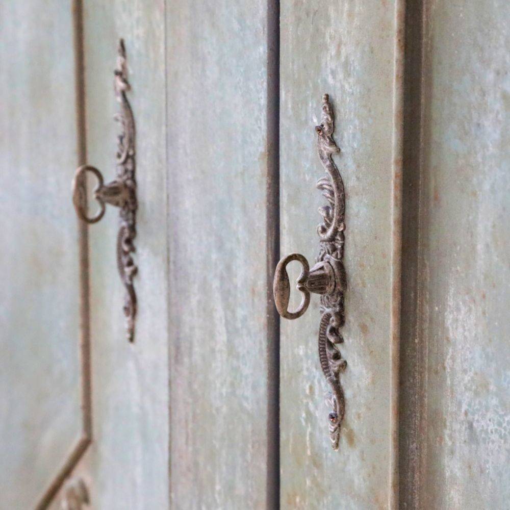 Chemin De Campagne - Buffet 2 portes en bois de pin bleu antique opale 142 x 43 x 104 cm Chemin de campagne - Image 4
