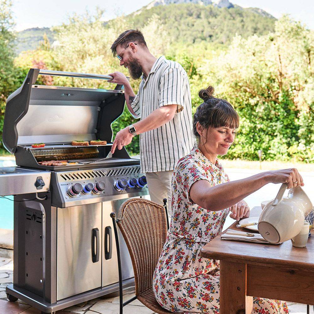 Napoleon - Barbecue à gaz Rogue PRO-S 525 + Sizzle Zone + Brûleur arrière - Inox - Image 2