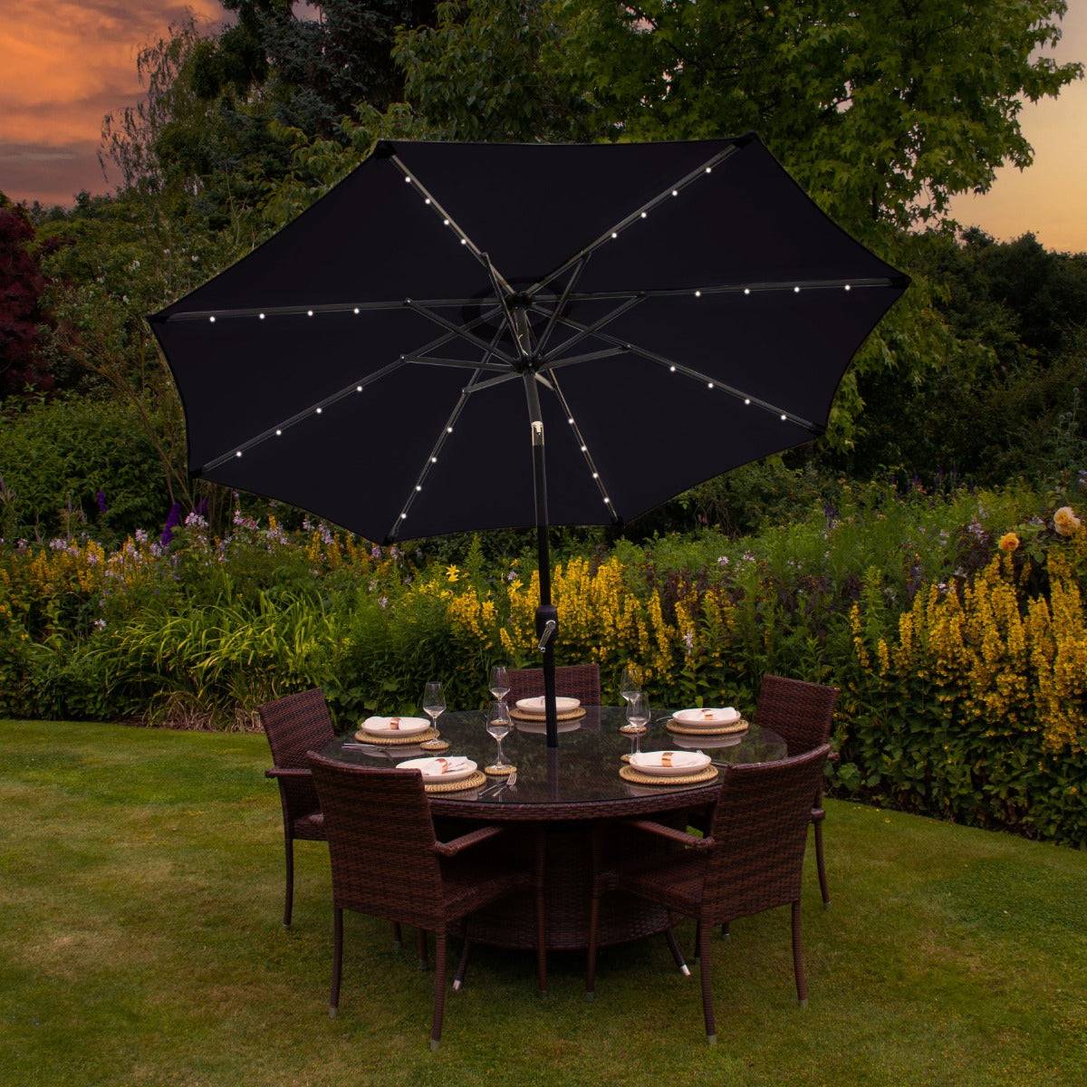 Monstershop - Parasol Noir 270 cm avec 32 LED's Intégrés - Image 3