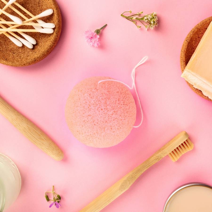 Sun&Sia - Éponge Konjac 100% Naturelle à l'Argile Rouge – Nettoie en Profondeur et en Douceur - Soin Naturel - Peau Mature ou Sèche - Image 3