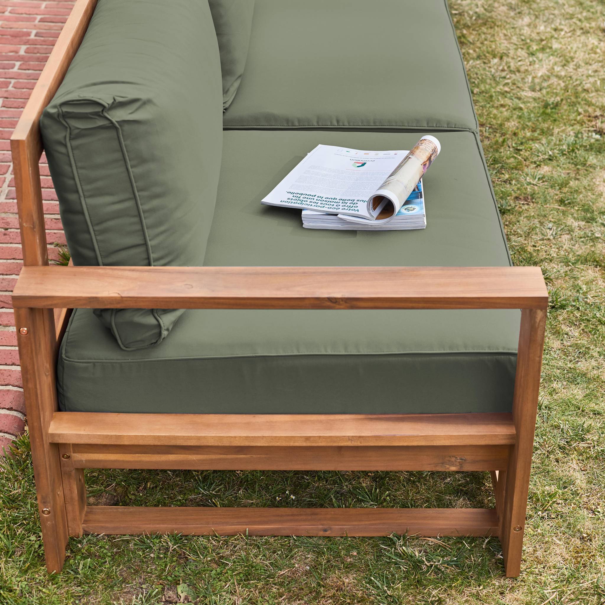 sweeek - Salon de jardin en bois 5 places - kaki. canapé. fauteuils et table basse en acacia. 6 éléments modulables. 273 x 75 x 72.5cm | sweeek - Image 5