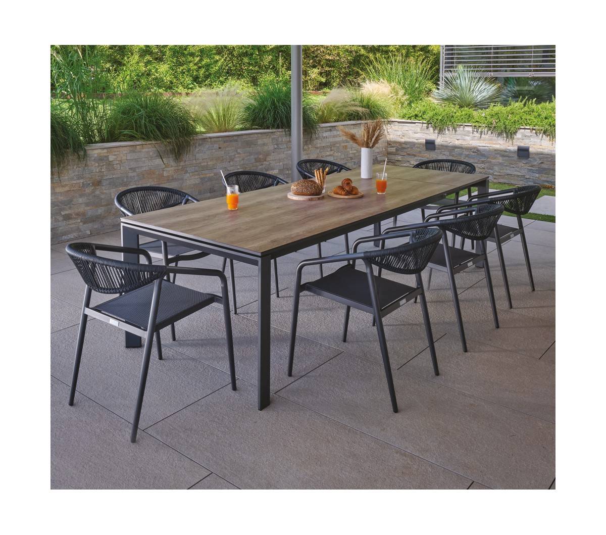 Ozalide - 8 places - FONTAMENTO en Aluminium - Ensemble table et chaises de jardin - Image 1