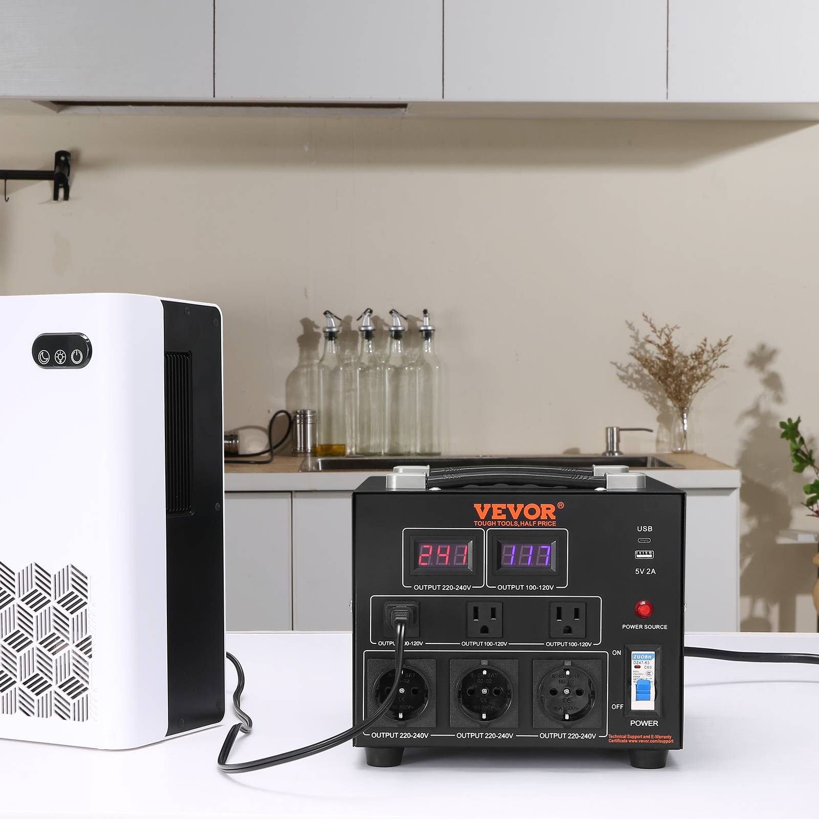 VEVOR Transformateur 220V⇄110V 3000W, avec 3 prises US, 3 prises EU, 1 USB, 1 Type-C, élévateur/abaisseur. - Image 8