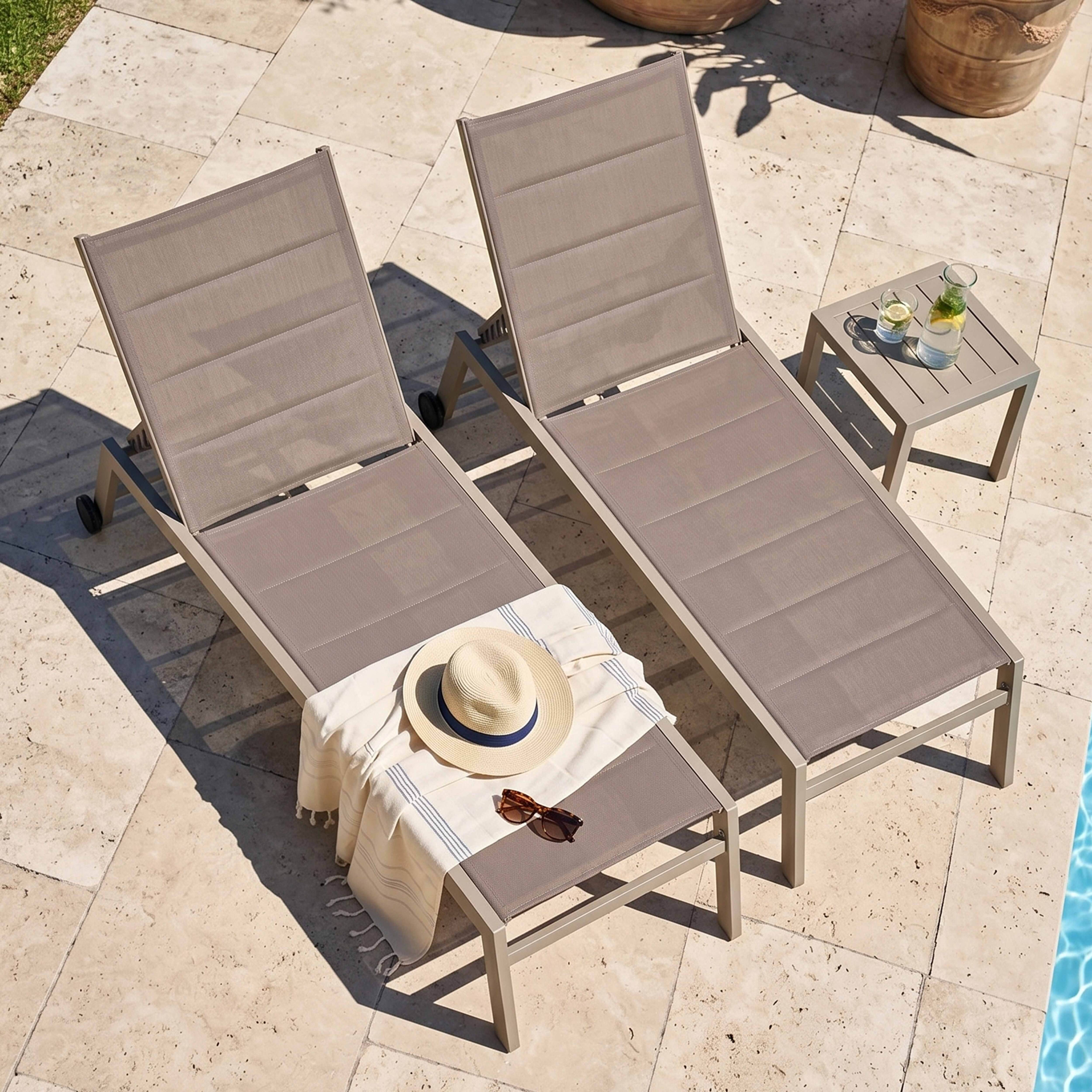 Oviala - Lot de 2 bains de soleil en aluminium et textilène taupe Nouméa - Oviala - Image 3