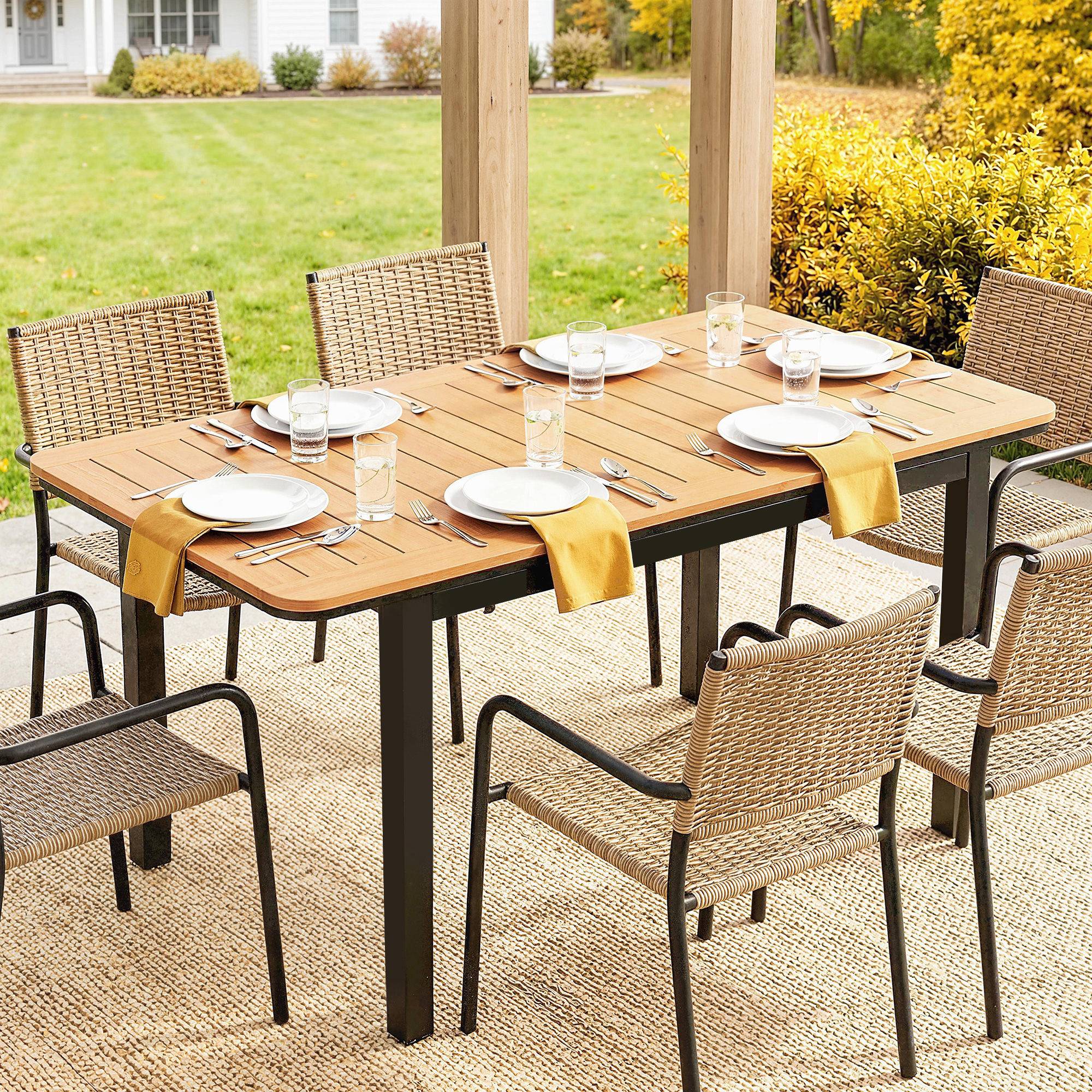 Maison Chic - Table de Jardin 6 Personnes Rectangulaire en Bois Composite Cadre en Métal et Plateau à Lattes 127x70cm Marron - Image 4