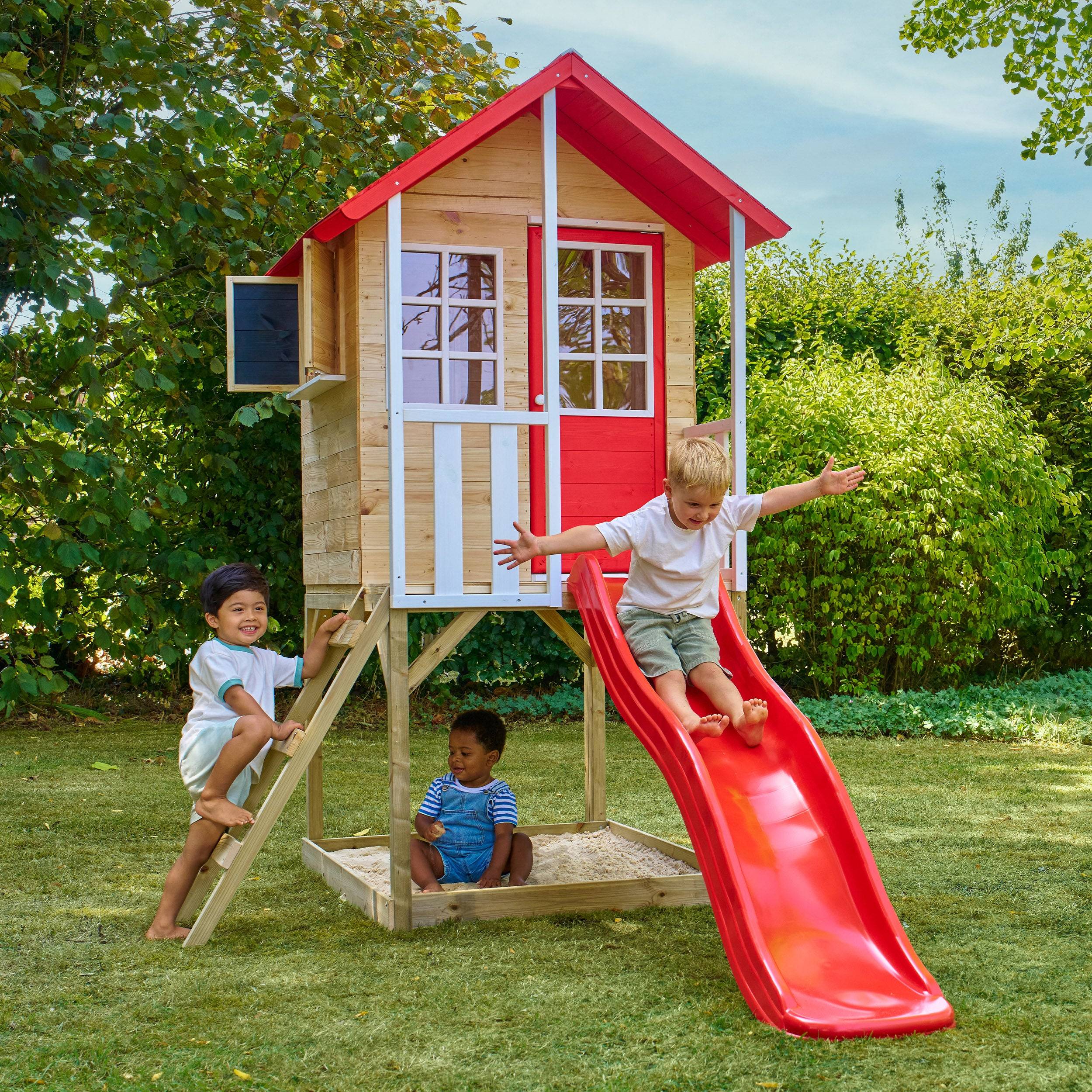 Maisonnette modulable sur pilotis avec balcon et glissière COQUELICOT en bois FSC® - Image 1