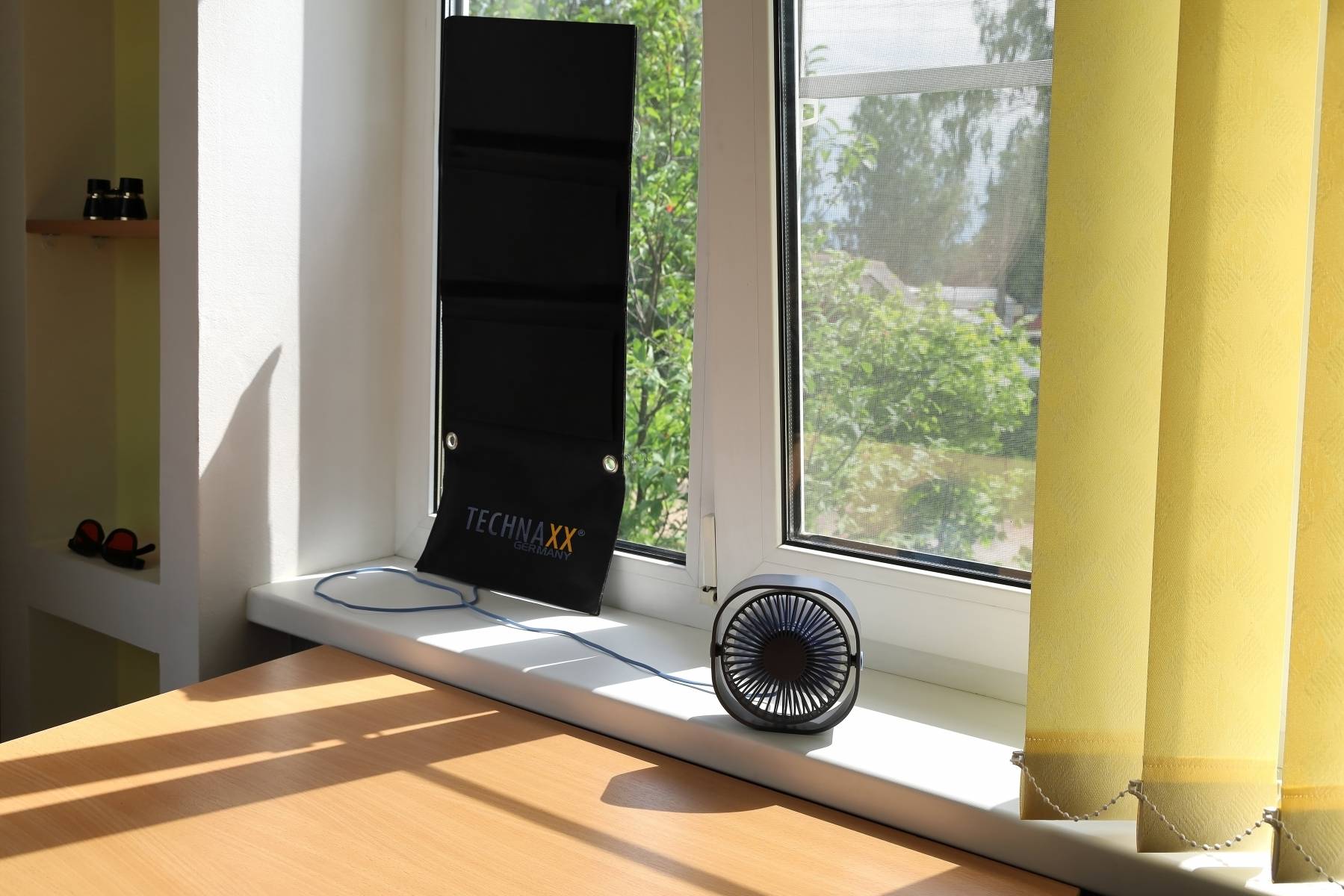 TECHNAXX - Panneau solaire étanche pliable 21W USB TX-207 - Image 2