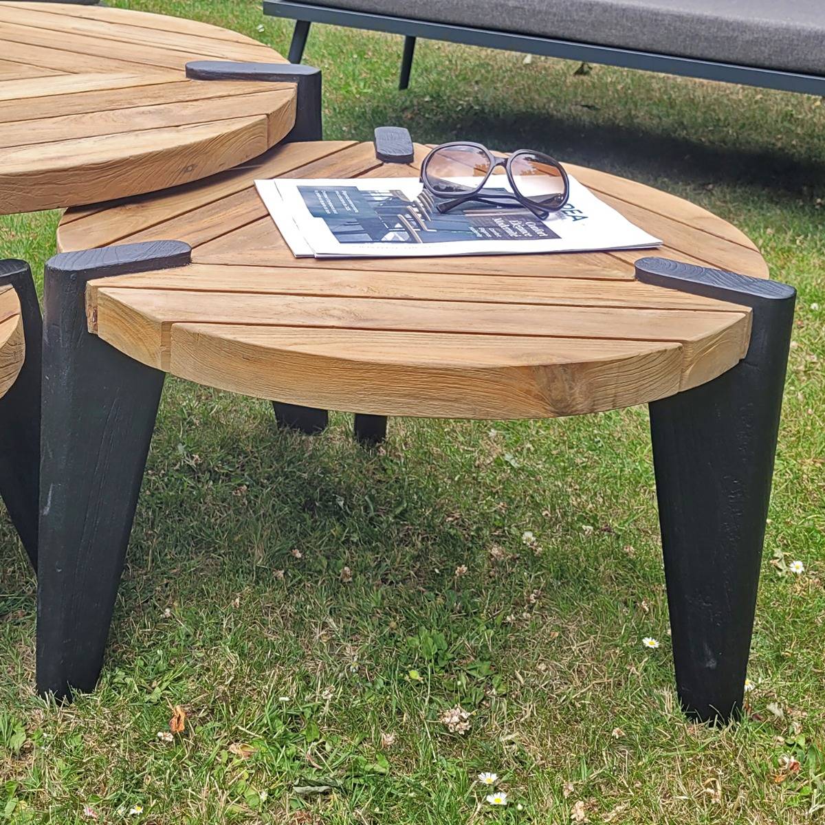 Table basse en teck recyclé 60 cm, Carmen - Gecko Jardin - Image 1