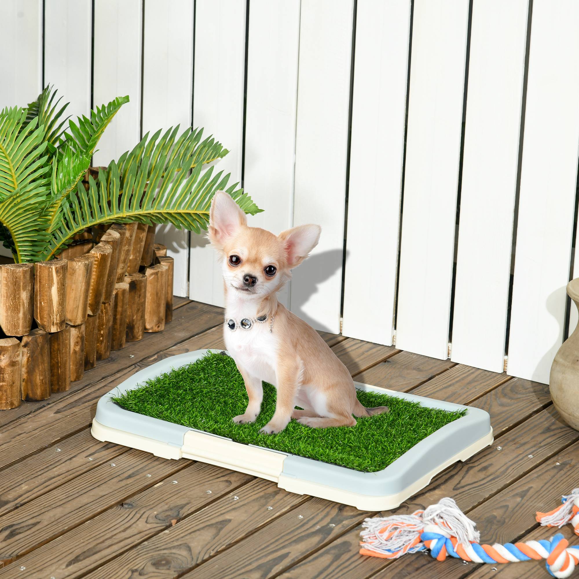 Toilette pour chien litière avec tapis en gazon artificiel plateau et panneau grillagé 46,5 x 34 cm - Image 3