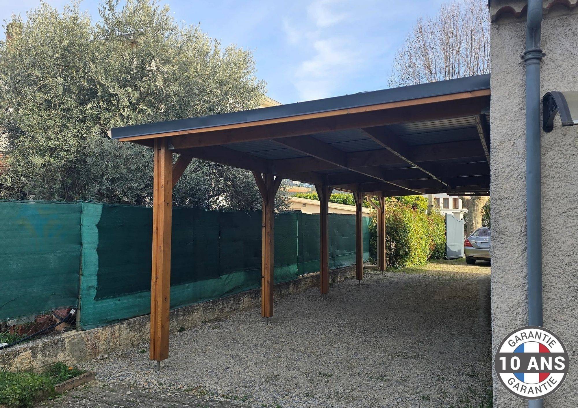 Cpbf Charpentes - Carport toit plat adossé 350cmx1150cm bois DOUGLAS français (charpente - auvent - abri camping-car). 40 m². Garantie 10 ans. - Image 1