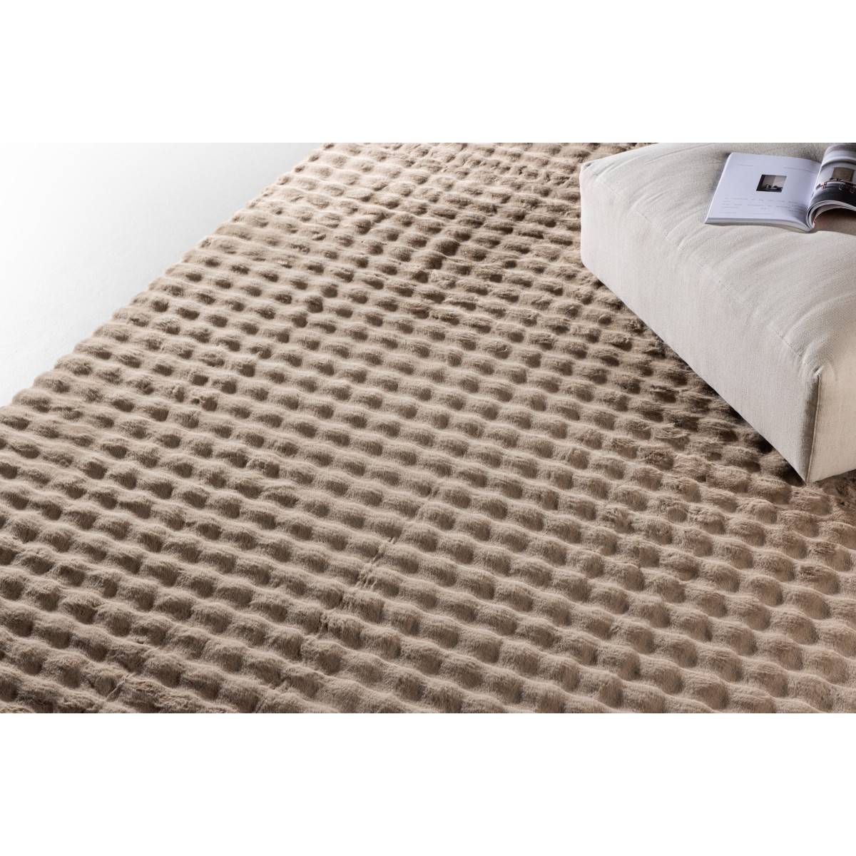 Tapis Imitation Fourrure "Novis" 200x290cm Beige - Image 4
