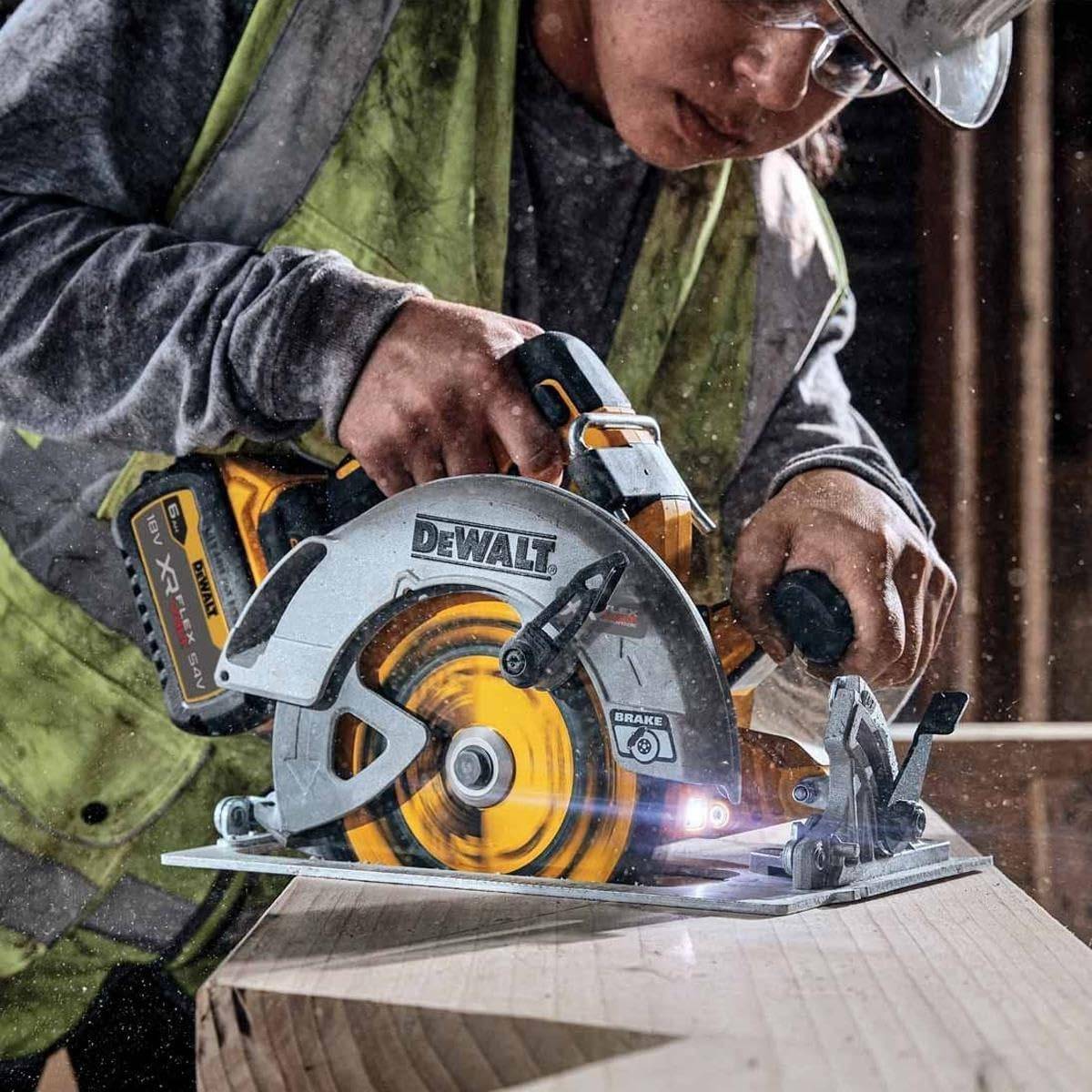 Scie circulaire 18V/54V XR FlexVolt ADVANTAGE Ø190 mm - DEWALT - sans batterie, ni chargeur - TSTAK - DCS573NT-XJ - Image 5