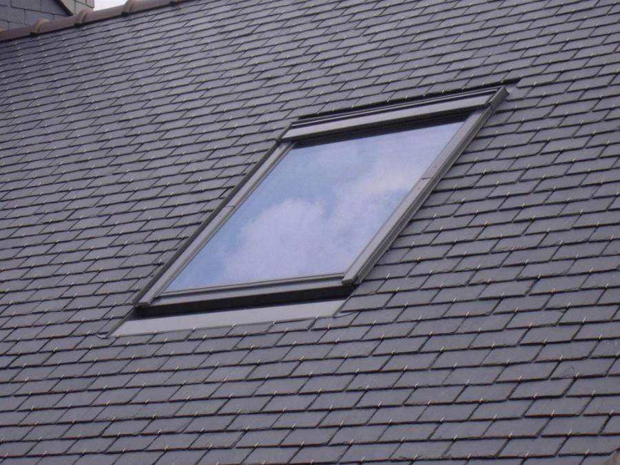 Raccord pour ardoises Gris VELUX 114x118 cm - encastré/ matériaux plats jusqu'à 8 mm - EDN SK06 0000 - Image 1