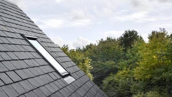 Raccord pour ardoises Gris VELUX 114x118 cm - encastré/ matériaux plats jusqu'à 8 mm - EDN SK06 0000 - Image 3