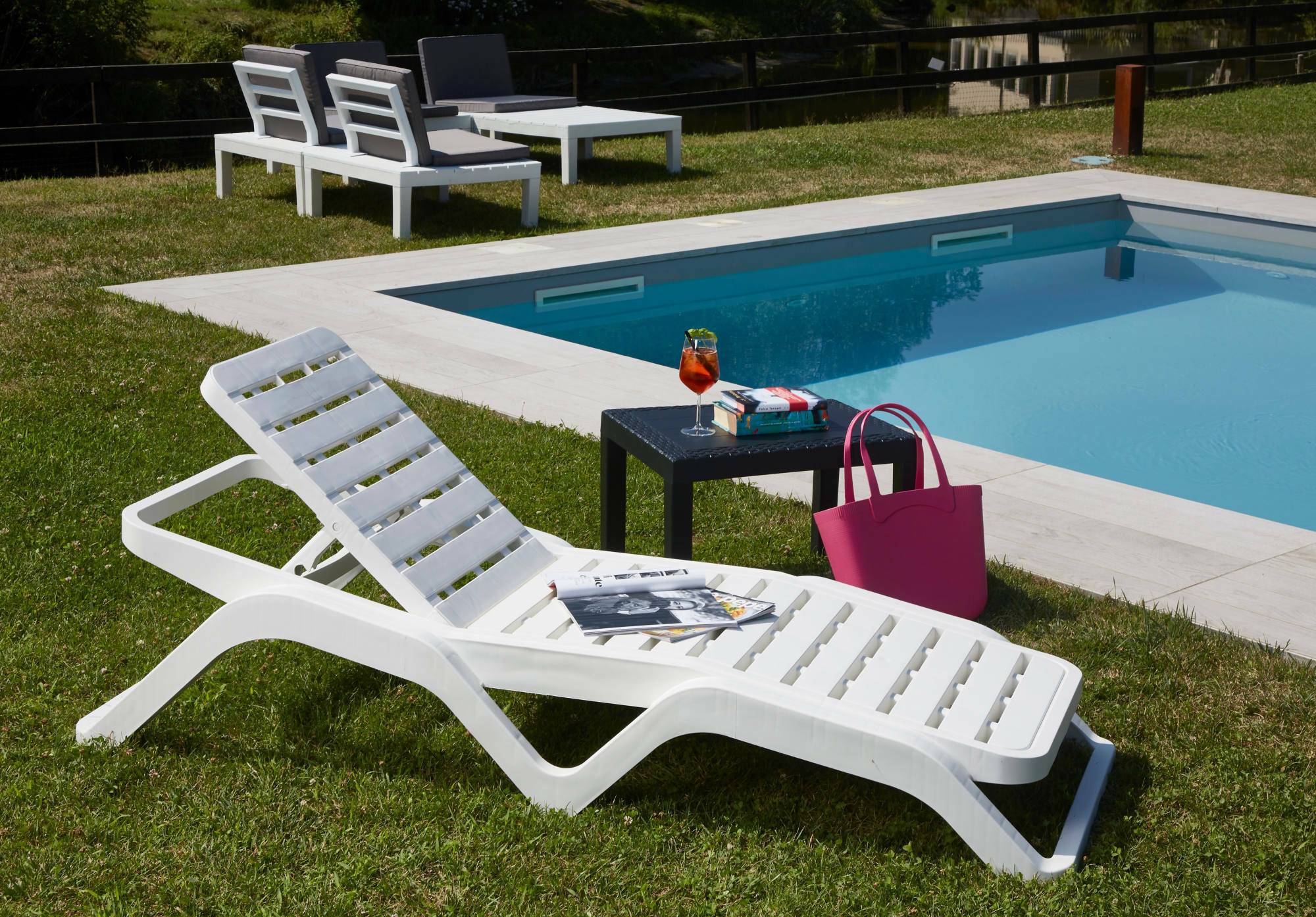 Dmora - Bains de soleil Ercolano, Chaise longue de jardin réglable, Chaise longue d'extérieur, 100% Made in Italy, 192x72h100 cm, Blanc - Dmora - Image 4