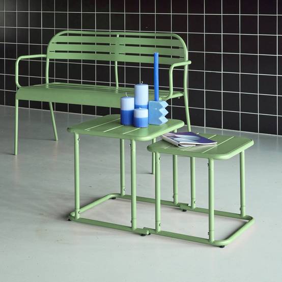 sweeek - Table gigogne extérieure carrée en acier 45cm vert - Amélia | sweeek - Image 3
