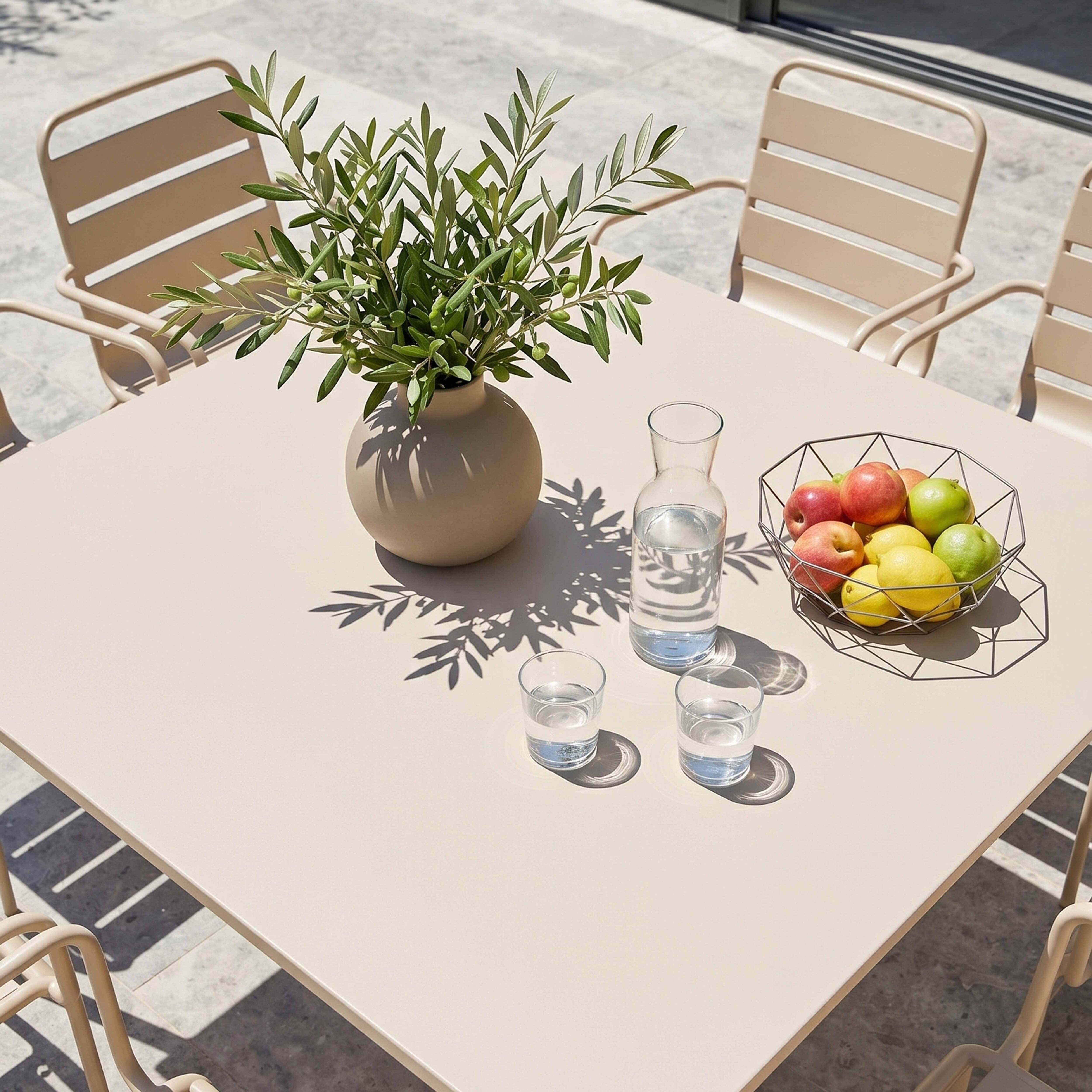 Oviala - Ensemble table de jardin carrée et 8 fauteuils en métal ivoire Palavas - Oviala - Image 3