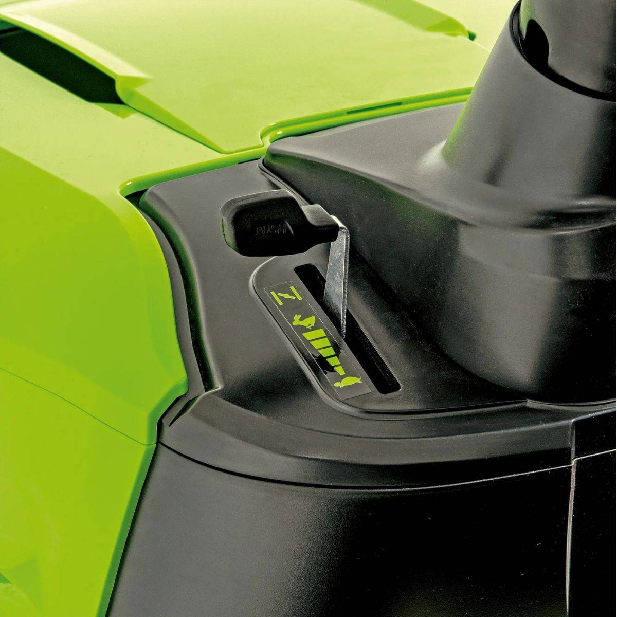 Tracteur Tondeuse thermique Autoportée 10.5CV Transmission Hydrostatique Coupe 86cm Bac 245L VITO - Image 9